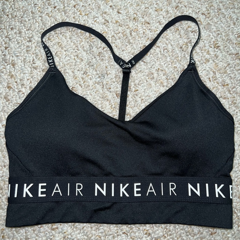 Nike - Pro Women's Dri-FIT Racerback Mid-Impact Sports Bra